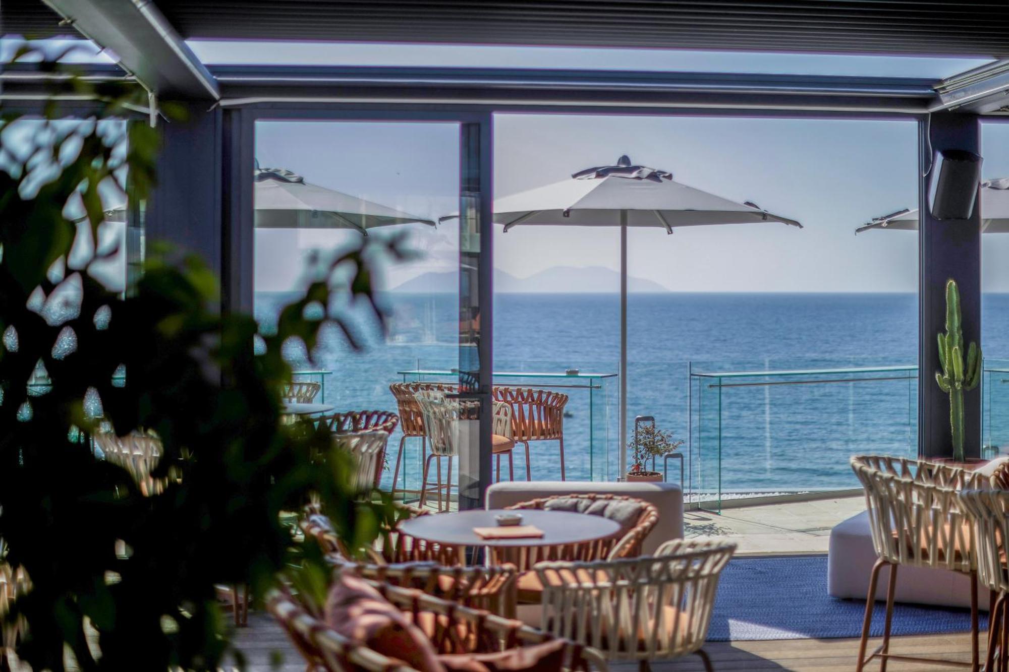 Hotel Vlora Priam, Affiliated By Melia Exterior photo